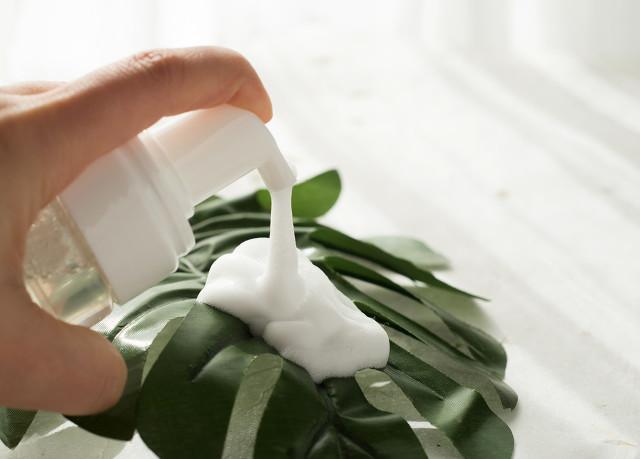 揭秘网红成分“氨基酸”，教你正确选择洗面奶