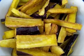 炸茄子时，这3个步骤不能少，茄子外酥里嫩，不吸油更清爽图片