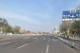 中环线芥园道与红旗路交口通行有变 途经驾驶人需提前规划驶入对应车道图片