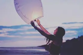疼到骨子里心碎的伤感说说，锥心刺骨，犹如万箭穿心图片