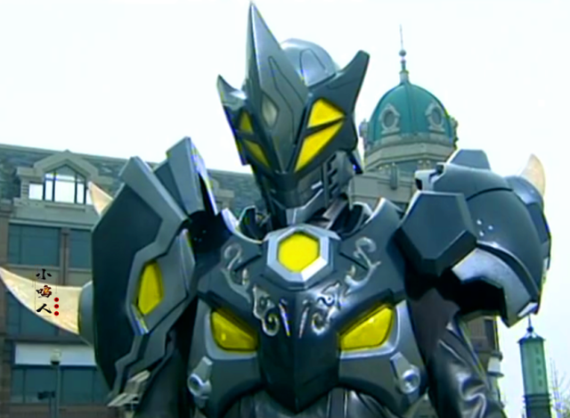 五行铠甲分别有多少件武器？炎龙和风鹰相当，唯独黑犀可同时使用