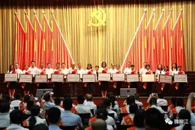 一批“两优一先”集体和个人获表彰，快来看看都有谁图片