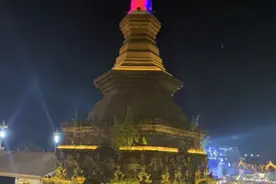 真人励志故事，他们都是低学历都做了大老板，学历不能代表能力图片