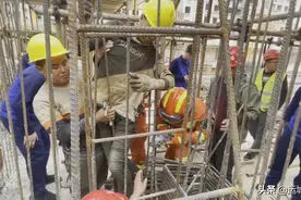 运城：钢筋刺穿肩部 消防紧急救援图片