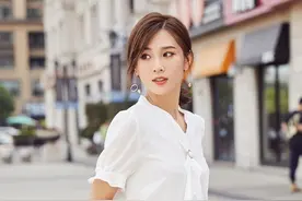 「挂结式胸针」百搭雪纺衬衫，从少女到淑女，必备甜蜜单品图片