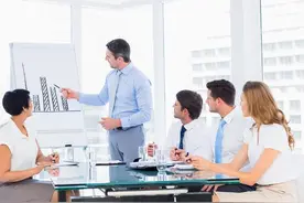 男子为了升职加薪，居然把自己老婆介绍给上司，老婆提出离婚图片