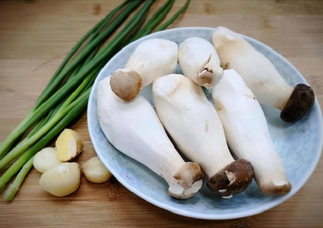 瀹堕噷鍐嶇┓锛屼篃瑕佸鍋氬畠缁欏瀛愬悆锛岃ˉ鍏呮皑鍩洪吀锛屽瀛愪釜澶寸寷绐滀笉鍙戣儢