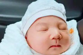 失去妻儿4年后，林爸爸再婚生女，小公主“暖暖”出生引争议图片