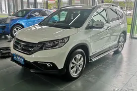 卖掉雅阁！花12万买6万公里的本田CRV，买主了却7年残念图片