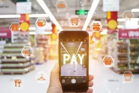 去银行存钱不用预约，取钱出来却要预约？网友：凭什么？图片