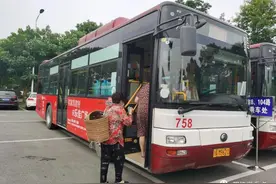 三绕德都段通车时间出炉，都江堰758路公交，暂不对接地铁金星站图片