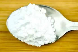 记住了，有四类杀菌剂不建议和磷酸二氢钾混用，否则可能出药害图片