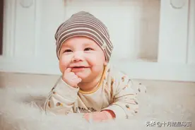 婴儿奶瓶越贵越好？这样挑奶瓶不花冤枉钱！图片