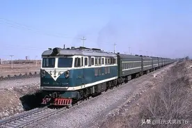 最美的一条列车路线，上海-拉萨的Z164火车路线图片