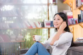 如品悠悠烟雨，在心底荡起一圈圈涟漪：品书韵图片