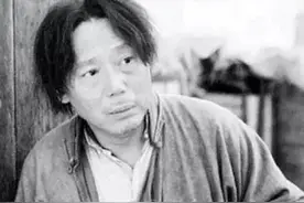 一婚普通人，二婚青衣，三恋女演员，李成儒到底是个怎样的人图片