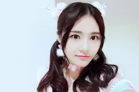 中国女子偶像团体SNH48成员李钊 网友们觉得她长得怎么样评论留言图片