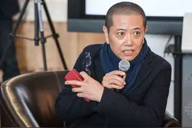 陈丹青：我向往美国的民主自由，但是我想在中国挣钱图片