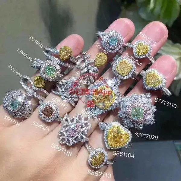 我刷了三分钟朋友圈，看到五个卖货的