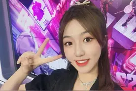 新晋主播美琪晒照，时尚套装仙气飘飘彰显好身材，是新女神无疑了图片