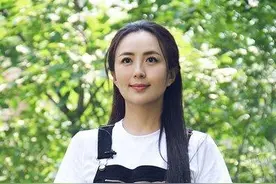 拍戏途中意外怀孕，现如今孩子已经11岁，却不知道孩子的亲生父亲图片