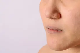 便宜又大碗的凡士林居然这么可怕了！你还不知道....图片