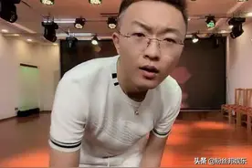 神豪“流氓三金”没钱过年，落魄时无人问津，连一两万都借不到图片