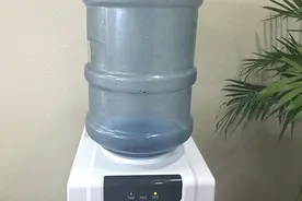 世卫组织指出致癌水，不是你以为的千滚水和桶装水，需了解图片