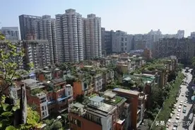 二十年后，城市住的是农村穷人，农村住的是城市富人，你信吗？图片