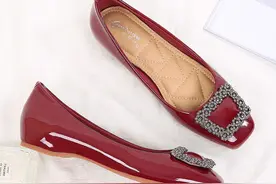 最近火了一款女鞋：叫，“软软鞋”，舒适百搭，干净利落不捂脚图片