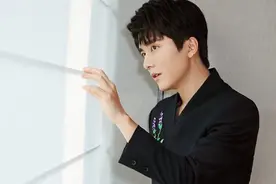 八位身高一米八以上的90后：邓伦、肖战、白宇、金瀚、胡一天图片