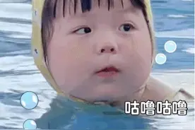 表情包：我可爱到冒泡啦图片