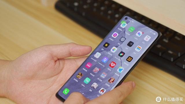 Realme GT 大师探索版真有这么好？测试后，可以有但没必要