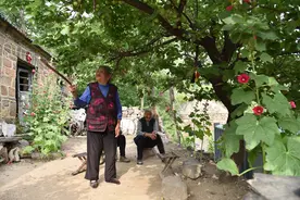深山发现3户人家共4口人，年龄最小80岁，看活成啥样图片