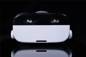 头手6DoF加持，国产VR的佼佼者——Pico neo2体验图片
