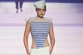 一件礼服用料73米，全球只有500名买家，人上人的高定长啥样图片