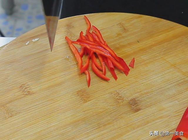 一把粉丝，几根菠菜，大厨教你清爽有营养凉拌做法，能做年夜饭