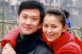 抛弃13年糟糠妻，爱上小3岁柯蓝，“老戏骨”黄志忠最对不起前妻图片