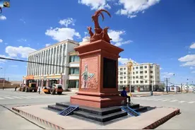 马鬃山镇：我国甘肃与蒙古国接壤的一块“飞地”图片