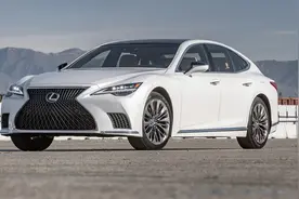 2021款雷克萨斯LS500：没有混动却变运动的大型豪华轿车图片