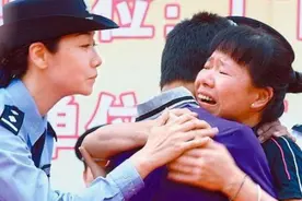 3岁女童被人贩抱走！加油站员工出手相救：被拐卖，到底有多容易图片
