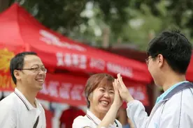 本科投档开始，录取结果迟迟无法查询，高考录取为什么会这么慢？图片