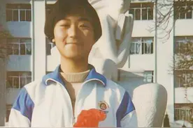 出国留学，抛弃患癌父母，“白眼狼”曹茜的背后，有多少苦衷？图片