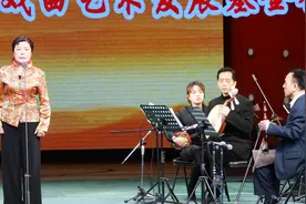 「走进长安97」济宁市老年体协梨园坤生王文莉演唱《捉放曹》选段视频封面