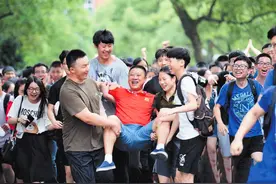 江苏提前批分数线已出，北京电子科技学院的录取分数线仅次于清北图片