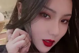 小说：这姑娘还有羞涩之心啊？图片