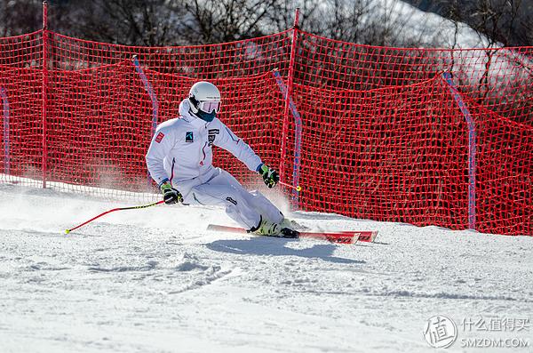初识滑雪要买些什么？滑雪新人的装备清单