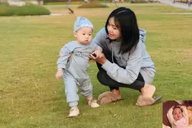 宝宝学走路，父母切勿贪早，小心捡了芝麻丢西瓜，顺应发展最重要图片