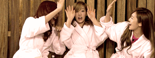 雅诗兰黛5款精华：高能小棕瓶被虚夸，抚纹精华有实效却凭遭吐槽