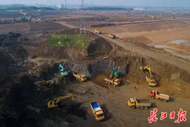 变身景点，府澴河防汛险段将建步行绿道、自行车道、儿童游乐场图片